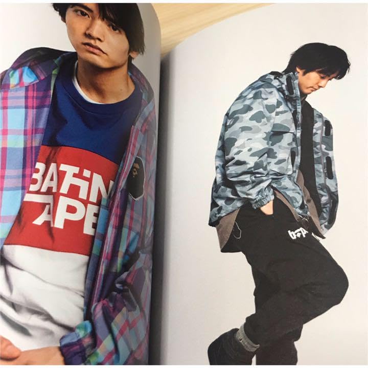 サイン本 赤楚衛二 ファースト写真集 『 A 』とポストカードAPE