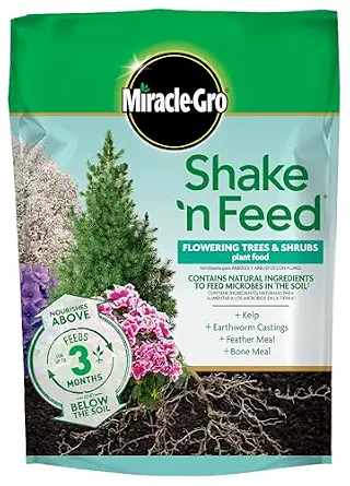 Miracle-Gro Shake 'N Feed Flowering Trees & Shrubs Plant Food, 8 lb
