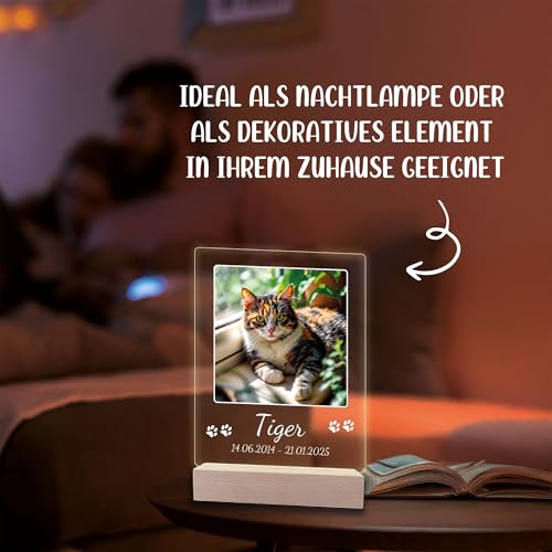 INDIGOS UG - LED Lampe personalisiert - Gedenktafel - hoch, Bild groß - Haustier, Hund, Katze - Wunschbild, Wunschtext - personalisierte Lampe - Geschenk, Familie - optionale Lampe warmweiß