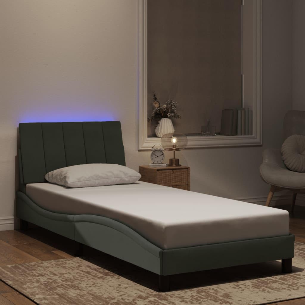 aksamitna z listwami LED podświetlenie Hanko szary 80x200 cm | Rama łóżka z LED bez materaca Hanko jasnoszara 80x200 cm aksamit podświetlenie wezgłowie miękki tapicerowany stelaż