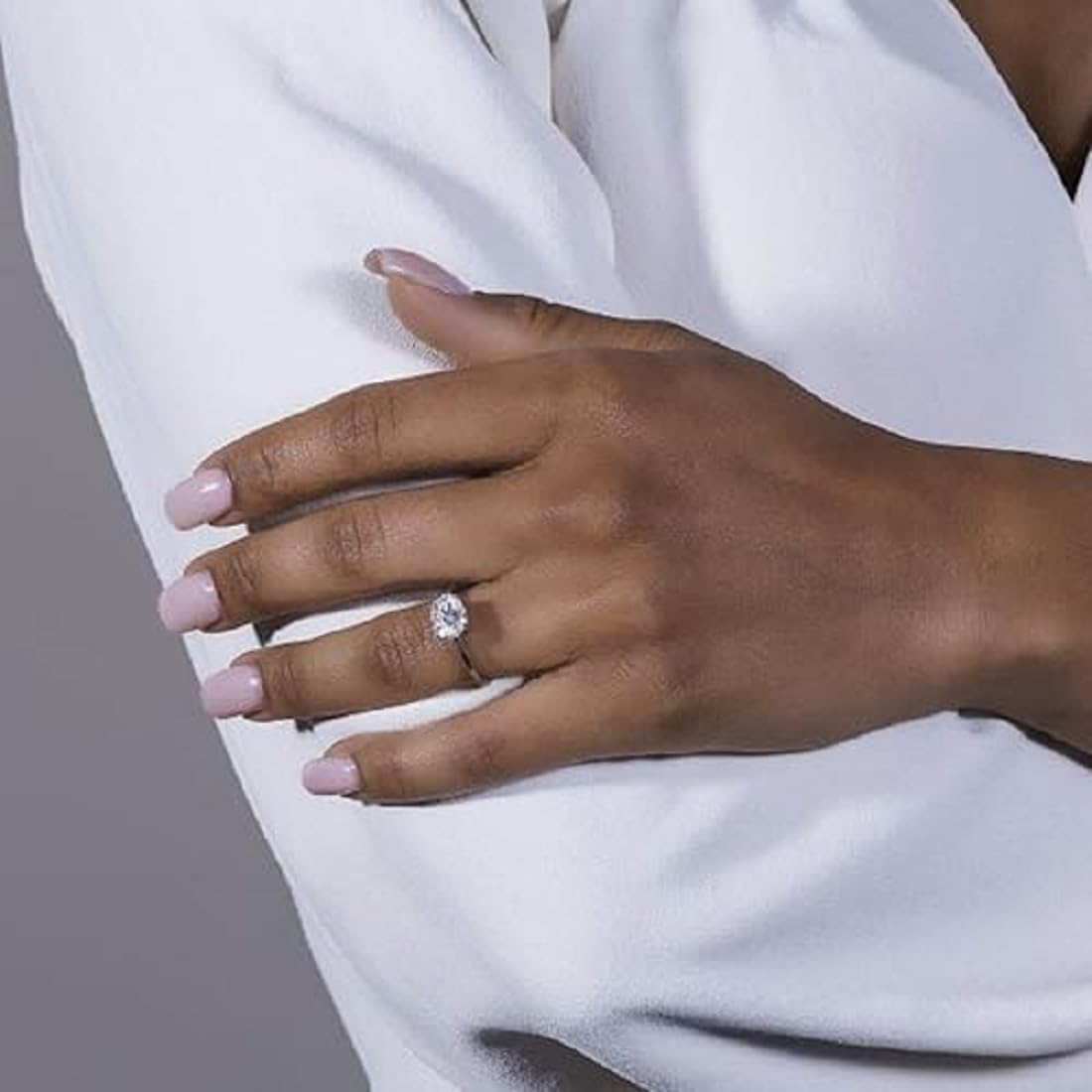 Stunning East West Solitaire Engagement Ring, Oval Cut 1CT-4CT, Colorless Moissanite Ring, 925 Sterling Silver Ring, Wedding Ring, Perfact for Gift Or As You Want