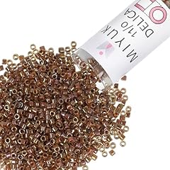 DB0287 - Cinnamon-Lined Topaz Luster