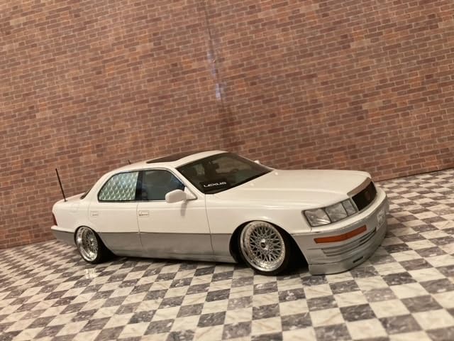 Amazon.co.jp: 1／18 世界限定99台 レクサス LEXUS LS400 UCF10