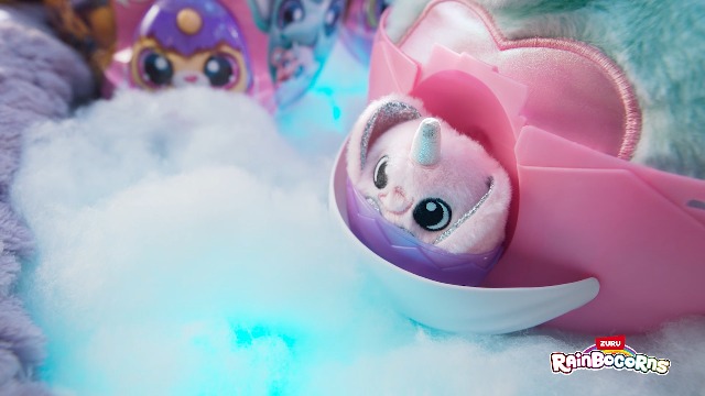 Amazon.com: Rainbocorns Mamacorn Surprise by ZURU, Collectible