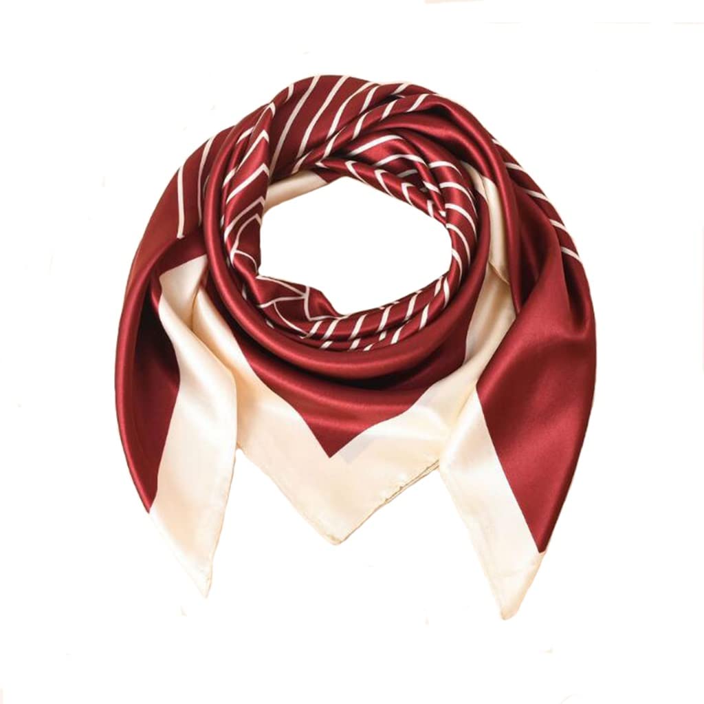 Petite écharpe carrée en imitation soie rouge pour accessoiriser un look chic de bureau