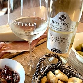 Discover & Savor Bottega Pinot Grigio Venezia DOC – Order Your 750 ml Today Discover & Savor Bottega Pinot Grigio Venezia DOC - Order Your 750 ml Today