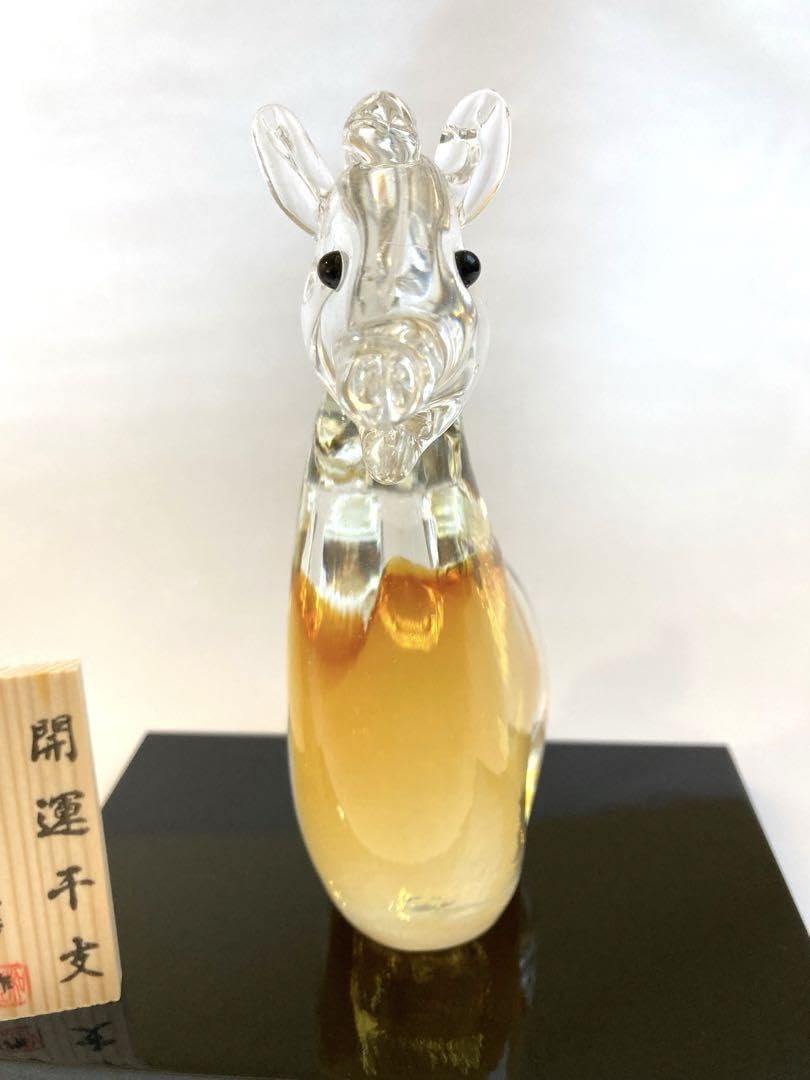 ◉セール！新品　粋工房 博多びーどろ 干支 午 馬 特大 工芸ガラス　金箔 博多びーどろ 粋工房 令和八年 干支 午(うま) ガラス製 置物 SE-074 約
