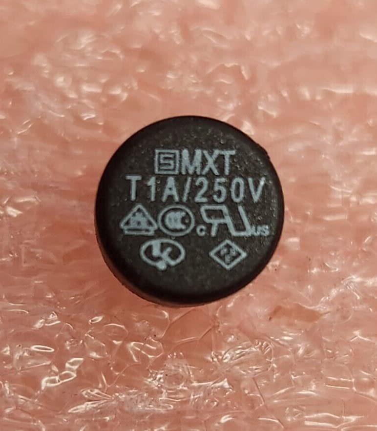 (1 PC) 0034.6915 SCHURTER Fuse Board MNT 1A 250VAC Radial