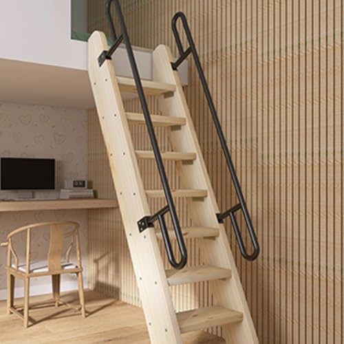 【 Scala per soffitta in legno massello 】: la scala per soffitta è realizzata in legno di pino canforato, che aumenta la capacità portante della scala per soffitta e garantisce che rimanga stabile e non si deformi dopo un uso prolungato. Capacità di carico di circa 100 kg