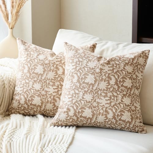 FIOUOVO Floral Throw Pillow Covers 18x18 Farmhouse Block Print Pillow
