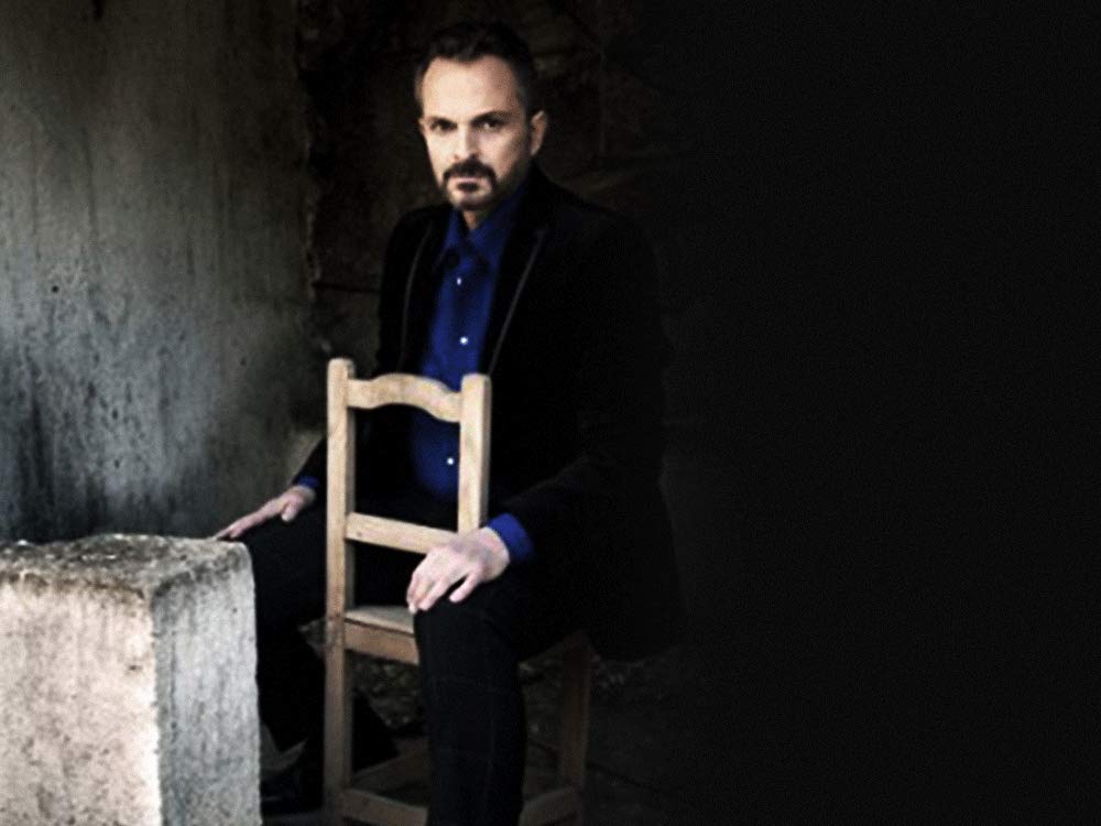 Miguel Bosé
