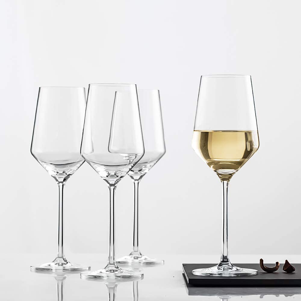Italian Premium Crystal Wine Glasses Wine Glass, 250 ml, Long Stem, Perfect for Red or White, Ultra-Thin Light Weight for Wine Tasting, Perfect Glass Gifts, Set of 4 (450 ml, 4)