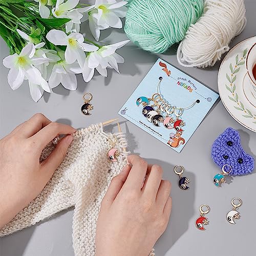 NBEADS 24 Pcs Evil Eye Locking Stitch Markers - Image 3