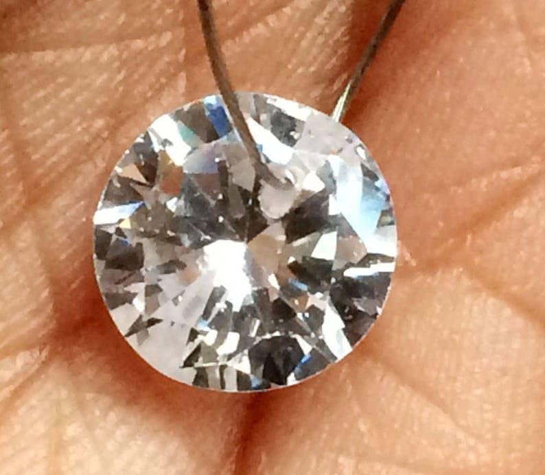 Diamants CZ transparents facettés pour remplacer une pierre perdue sur bijou - 4