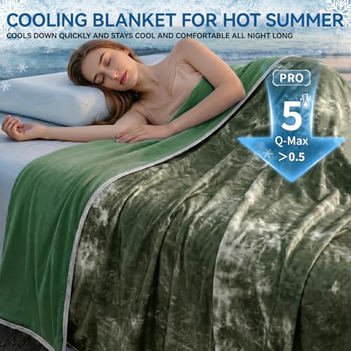 Image of Guohaoi Cooling Throw Blanket for Hot Sleepers, Queen Size 90''x90'' Lightweight Breathable Summer Bed Blanket for Couch, Arc-Chill Q-Max >0.5 Cool Fiber,Lightweight Tie Dye Blanket Green