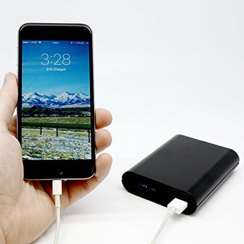 KJB DVR269WF Power Bank DVR charging a smartphone