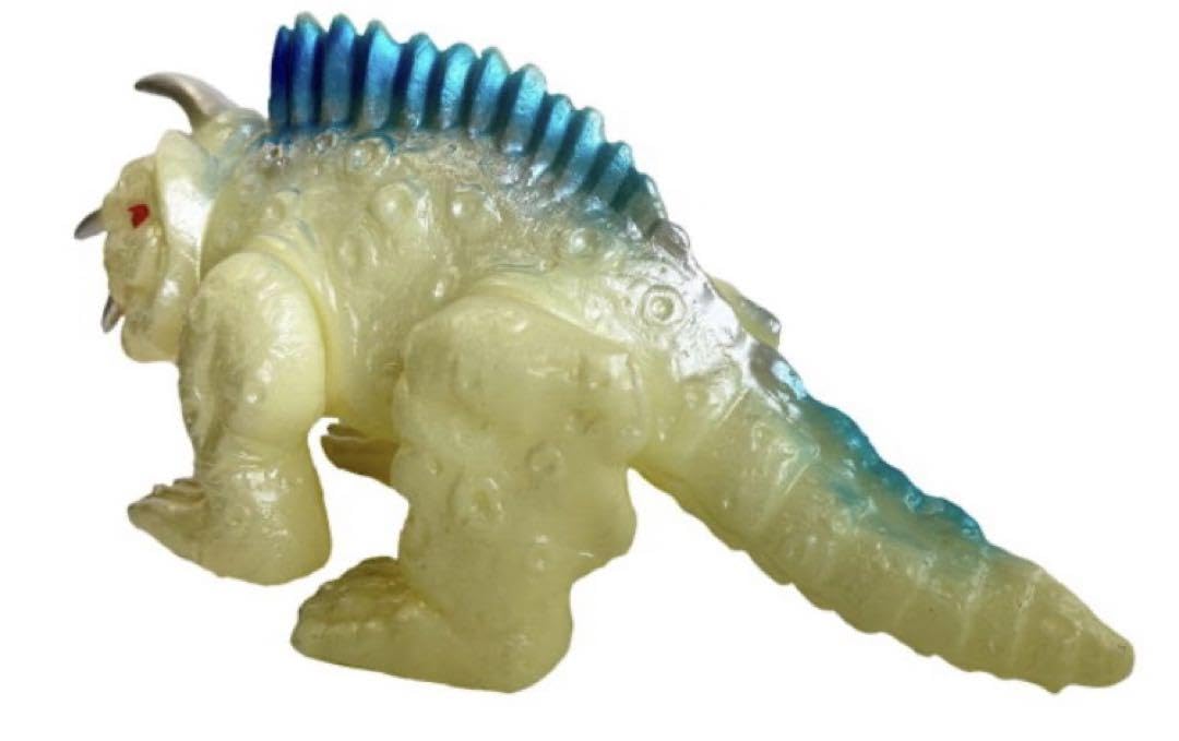 ■日東 バルゴン 蓄光 ソフビ / マルサン Amazon.co.jp: マルサン P-13 日東ジャイガー 蓄光GID ソフビ