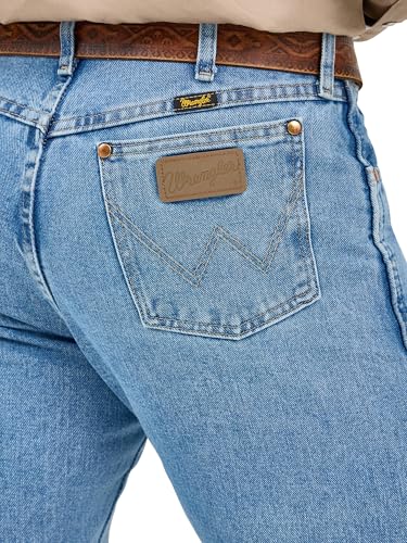 Image of Wrangler Men's Retro Slim Fit Straight Leg Jean