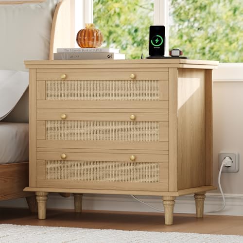 Keehusux 27.6 W Rattan Nightstand with 3 Drawers Large Night Stand with Charging Station Boho Bedside Table with Round Handles Wooden End Table for Bedroom Natural Oak