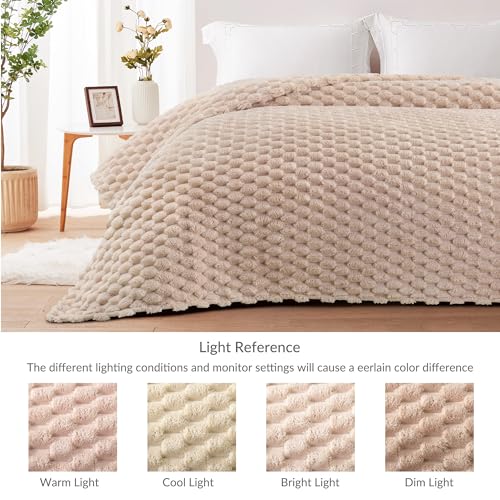 Whale Flotilla Kuscheldecke Flauschige Decke mit 3D-Jacquard-Muster, Exquisite und Warme Wohndecke Sofadecke für Ganzjahreszeiten, 130x150 cm, Camel