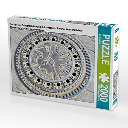 Preisvergleich Produktbild CALVENDO Puzzle Kanaldeckel Schachtabdeckung Schachtdeckel Berliner Wasserbetriebe Wanddekoration der besonderen Art 2000 Teile Lege-Größe 90 x 67 cm Foto-Puzzle Bild von DieReiseEule
