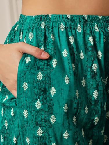 Image of Clovia Women's Rayon Printed Top & Pyjama Set
