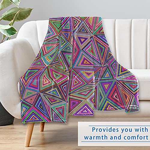 Couverture douce et chaude et triangles colorés un plaid lit d'exception