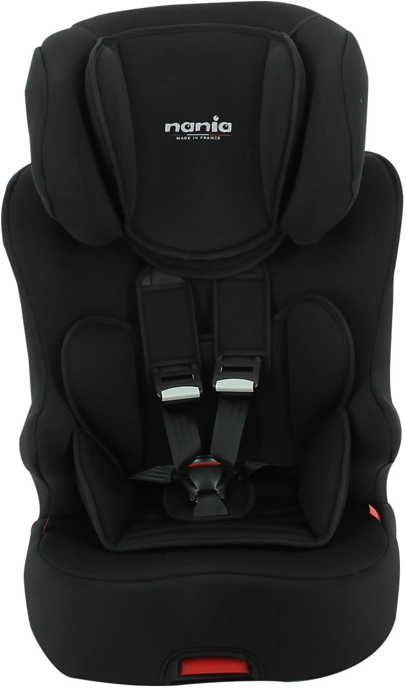 Front view of Nania RACER car seat with 5-point harness