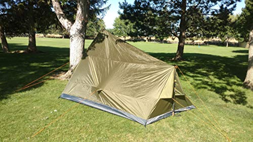 4 Person Tent, Trekker Tent 4 - Green (Tent with Poles)