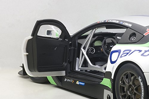 Aston Martin V12 Vantage Bathurst 12hour 1/18 Autoart miniatura 3