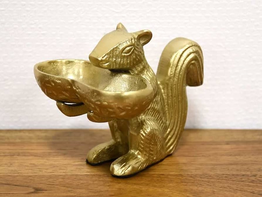 リスの置物　硝子ケースにいれて置いたのでレトロですが綺麗なままです 東洋佐々木ガラス - 佐々木クリスタル ガラス リス 置物 ガラスの