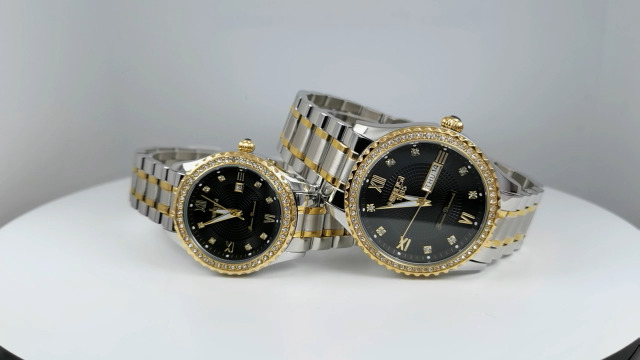 Amazon.com: NIBOSI Watches for Couples Diamond Luxury Men  display picture 1