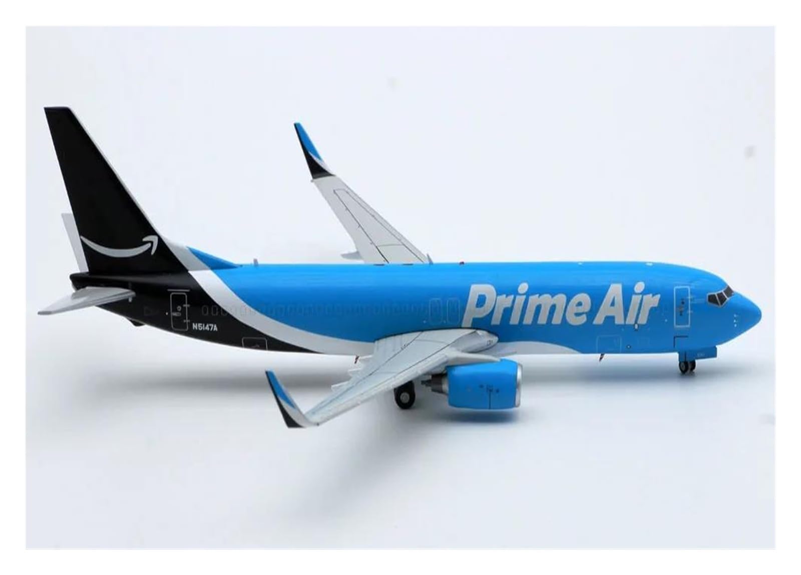 Aerobatic Flugzeug EW2738006 Wings 1:200 Prime Air Boeing B737-800(BCF) Druckguss-Flugzeugjet-Modell N5147A