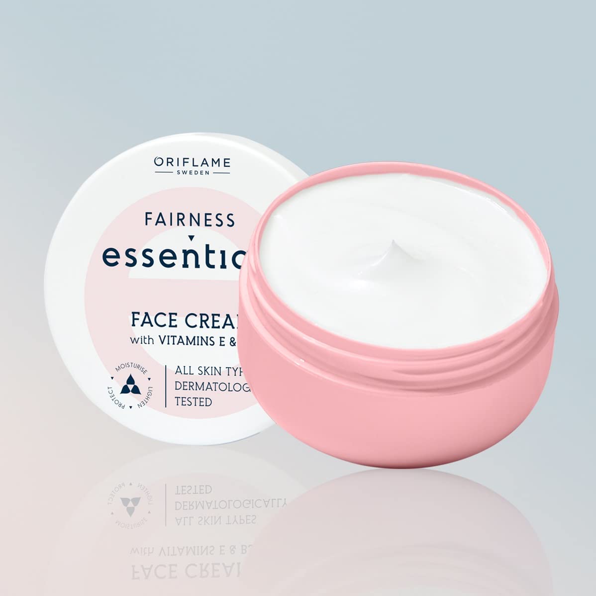 Crema Facial Iluminadora Con Vitamina E Y B3 Glow Essentials (43911