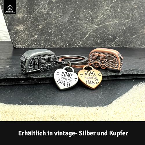 LANOLU Schlüsselanhänger Wohnwagen Geschenk, Wohnmobil Geschenk für das Camping und für Camper, 3D Anhänger- Wohnwagen Zubehör aus Metall