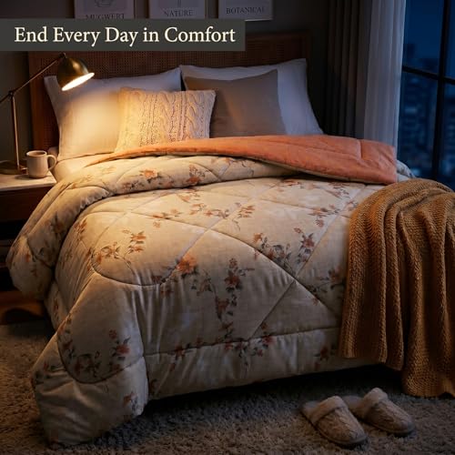 Image of VAS COLLECTIONS Feather Cotton Reversible AC Comforter for Double Bed | Super Soft 220 GSM Quilt /Duvet /Dohar | Lightweight All-Season Comforter | 90 x 100 Inches (1 Piece), Sage