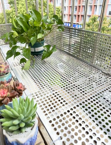Tôle perforée acier pour empêcher la chute des chats du balcon efficacement