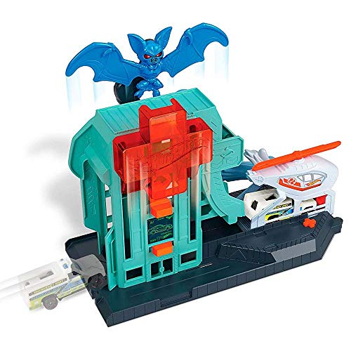 Hot Wheels Pista Ataque De Morcego Hospital - Mattel