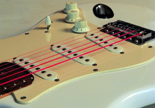 NEON hI-dEF rose electric guitar 009–046/leuchtstoffsaiten (rose) - Les Beatles, Paul McCartney, John Lennon, RIngo Starr, George Harrison NEON hI-dEF rose electric guitar 009–046/leuchtstoffsaiten (rose) – Image 4
