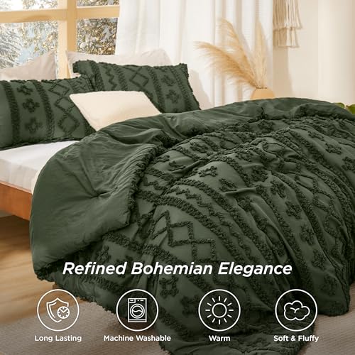 Image of Bedsure Tufted Boho Comforter Set California King - Olive Green Boho Bed Set, GentleSoft 3 Pieces Farmhouse-Style Embroidery Bedding, Gifts for Woman, Soft Jacquard Kids' Comforter for All Seasons
