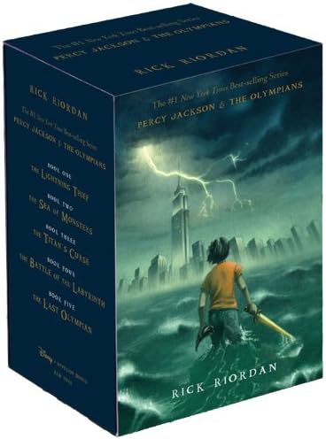 Percy Jackson & the Olympians: The Ultimate Guide [With Trading Cards] Riordan, Rick ( Author ) Jan-01-2010 Hardcover