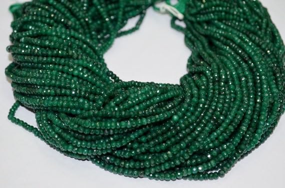 Émeraude naturelle perle facettée 4.5mm sur fil pour créer un cadeau précieux