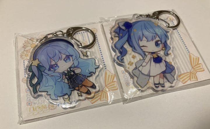 Amazon.co.jp: 星街すいせい アクキー アクリルキーホルダー 八百萬