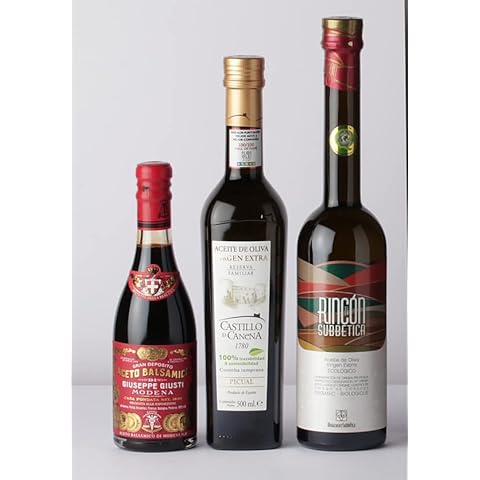 Gift Pack Rincón de la Subbética 500 ml - Castillo de Canena Reserva Familiar Picual 500 ml - Giuseppe Guisti 3 Medaglie d'Oro Champagnottina 375 ml Cover