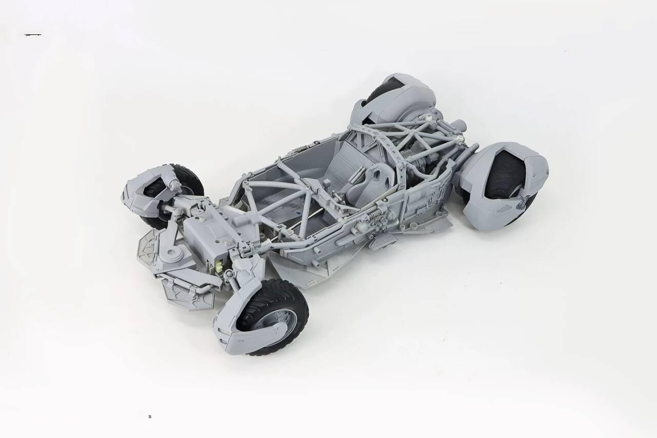 Amazon | LEBOO 喜玩社 バットモービル 1/12 機甲 長さ50cm 内部構造