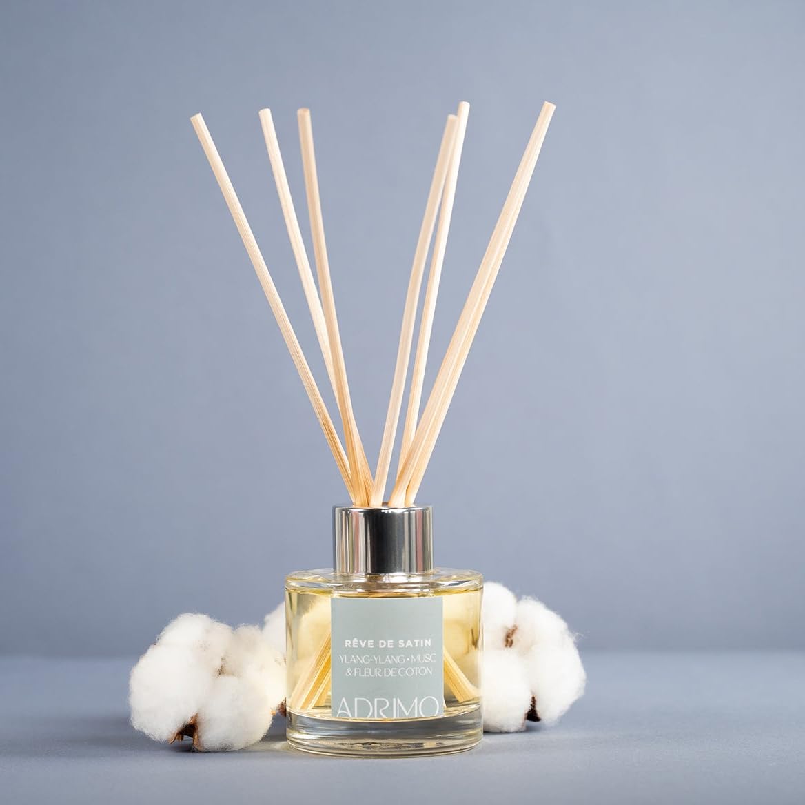 Coffret Cadeau Adrimo Paris – Diffuseur de Parfum 100 ML & Bougie Naturelle 300g – Ylang-Ylang & Fleur de Coton – Rêve de Satin