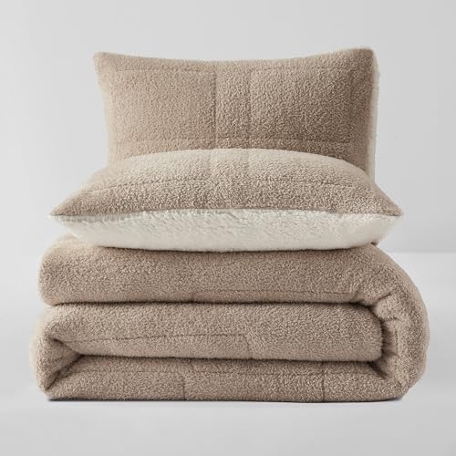 Wonderful 3 Pieces Fluffy Faux Fur Comforter Set, Tie-Dyeing Plush Fuzzy Bedding Set, Warm Soft Bubble Comforter Bedding Set for Winter - Image 8