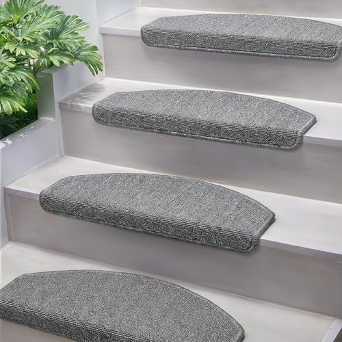 Björn&Schiller Treppenstufen Matten, selbstklebend Stufenmatten 15er Set, Antirutschmatten für Treppen, Teppich für Treppenstufen, Stufenmatten Halbrund, Treppenschoner Innen (Hellgrau)