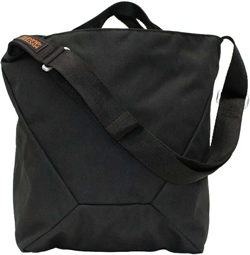 進撃の巨人 サコッシュ リヴァイ WIT STUDIO WIT STUDIO”から新作