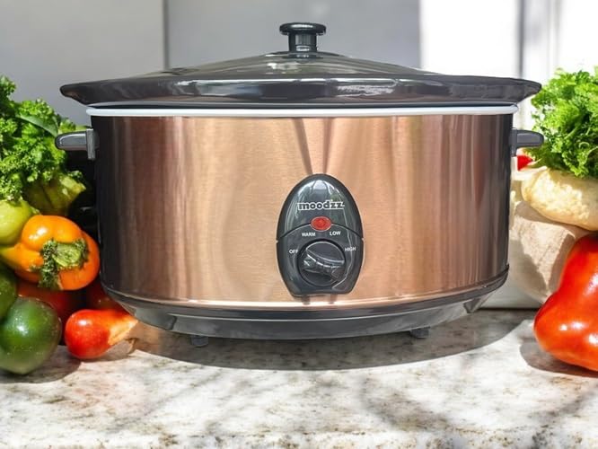 Moodzz Olla de cocción lenta eléctrica de acero inoxidable MZ-2304 - 4.5L con bandeja interior de cerámica extraíble y tapa de vidrio. Cuenta con 4 posiciones: parada, caliente, baja y alta.